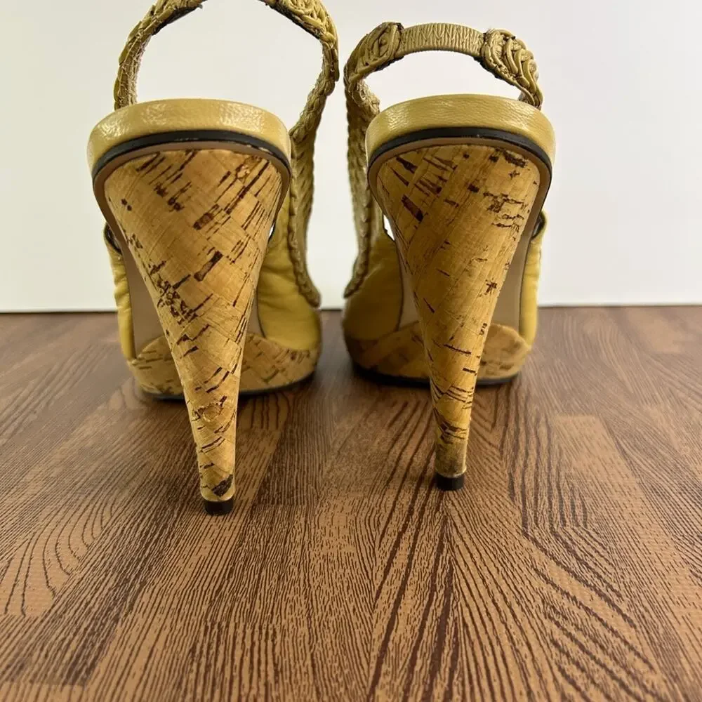 House of Deréon Tan Leather Woven Platform Heels Size 10